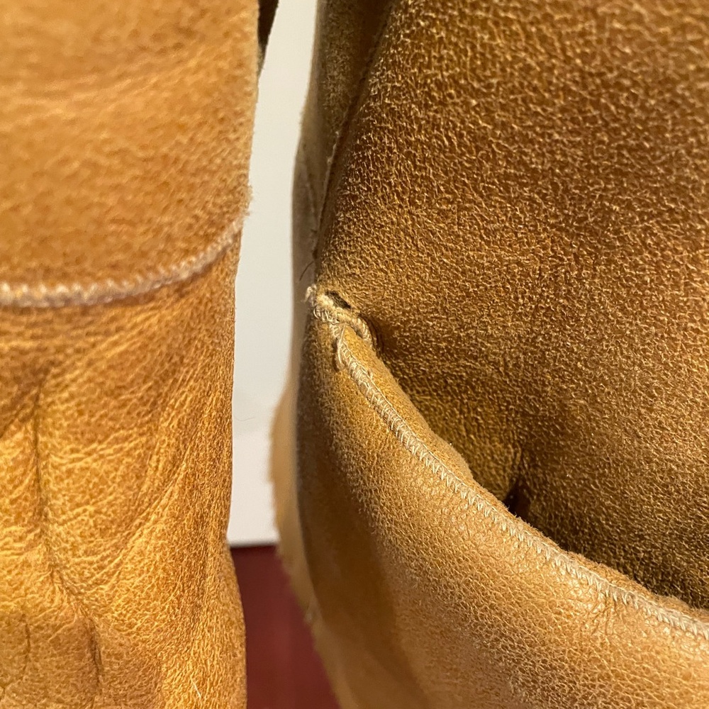 Fantazia Camel Shearling Zip Front Coat - Size S. - Picture 9 of 16